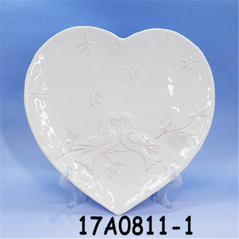 white heart shaped dinner plates set dinnerware for wedding