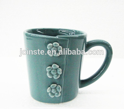 Ceramic cheongsam shaped mugs with botton