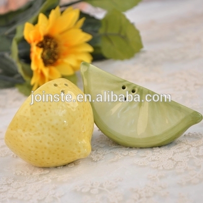 Customized lemon ceramic salt and pepper shaker set spice shaker set