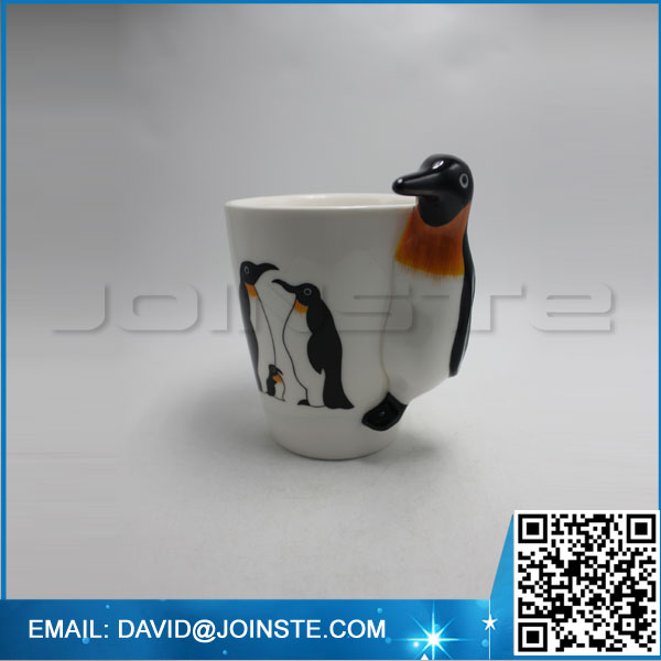 Ceramic penguin shape mug