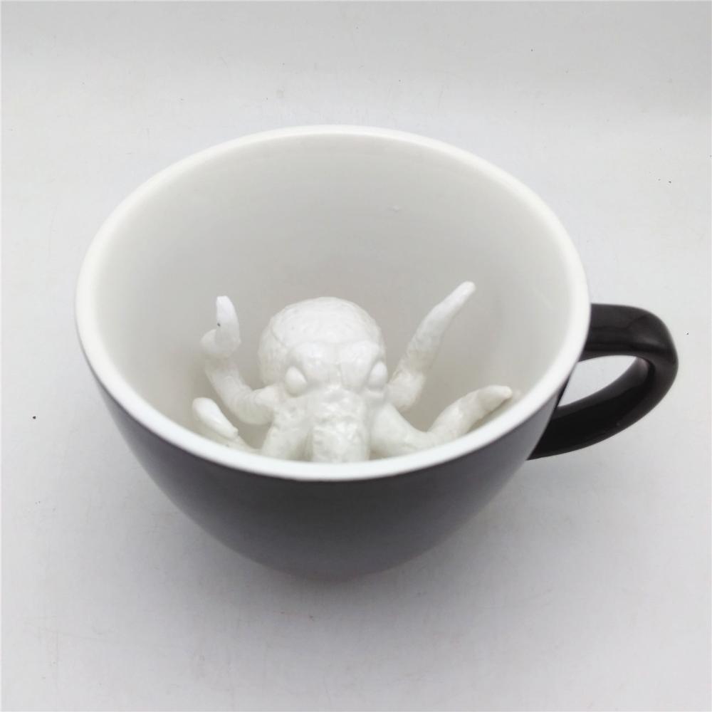 Black  novelty   frosted  ceramic  coffee mug gift cup  tea cup with Octopus inside