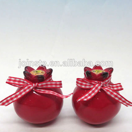 Wedding decoration Red round shape ceramic salt and pepper shaker set with silk ribbon