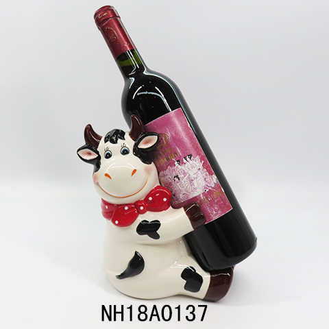 Funny Milk Cow Sculpture Wine Bottle Holder Ornamental Polyresin Ox wine holder