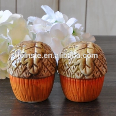 Customized nut salt and pepper shaker spice shaker set home kitchen