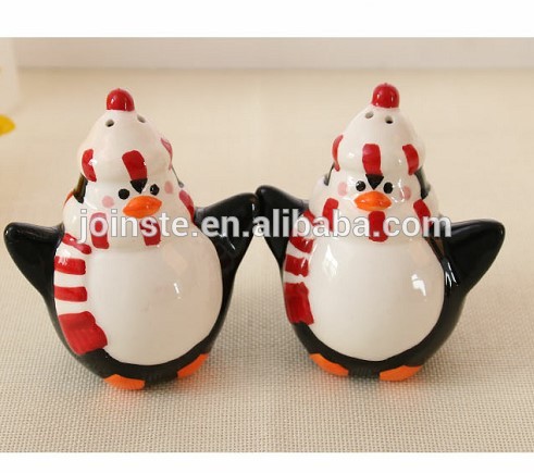 Christmas mini disposable penguin ceramic salt and pepper shaker