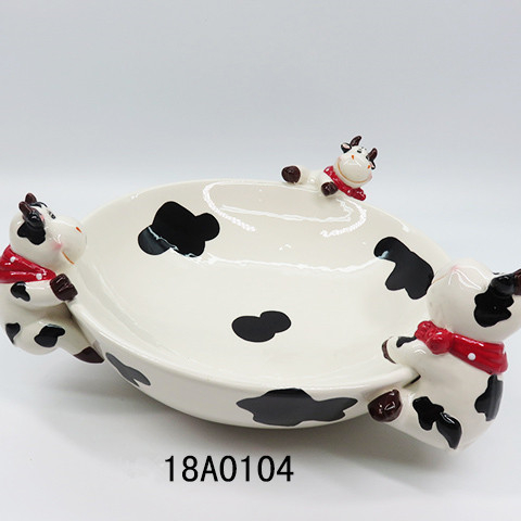 Handmade ceramic dinner plates dishes plates with mini ceramic cow