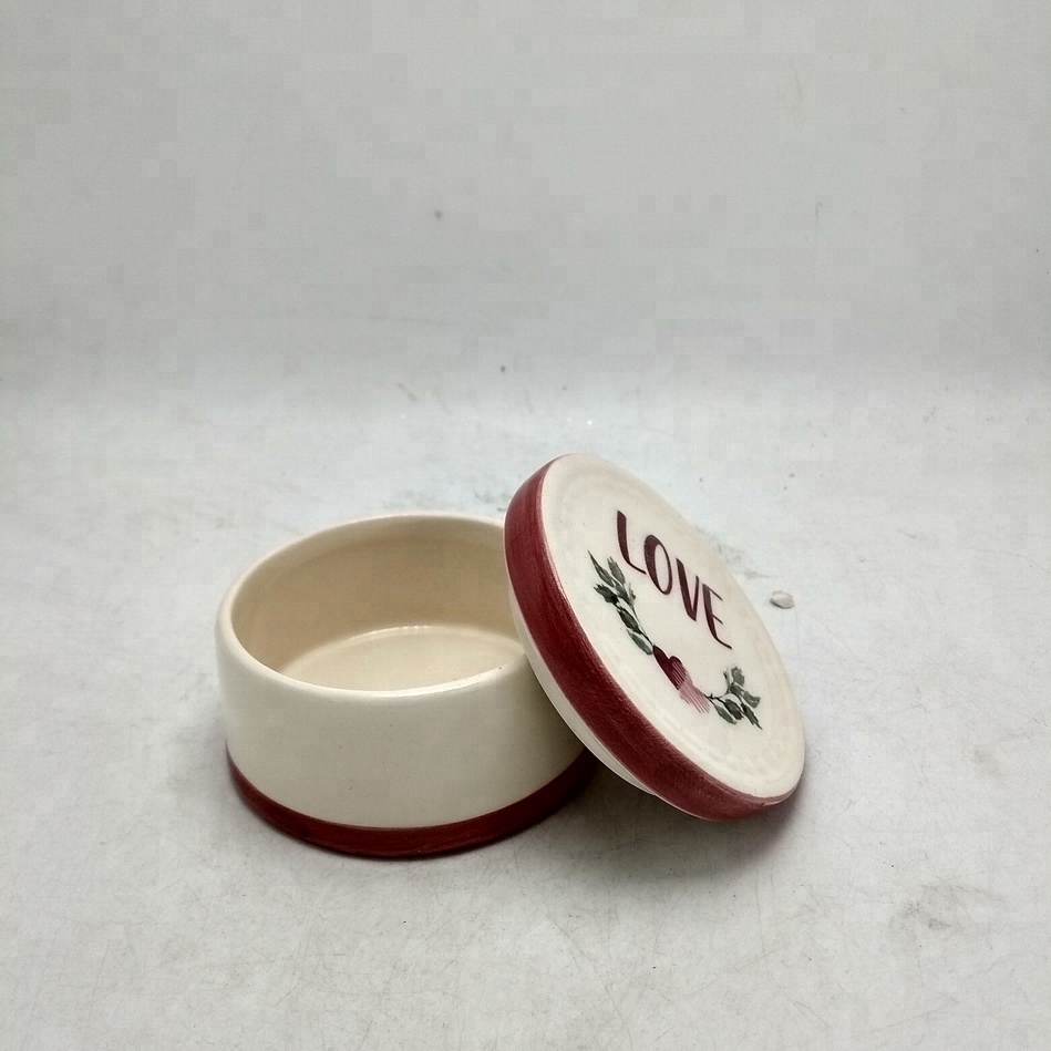 Round love valentine Jewelry Box,Ceramic Jewelry Box,ceramic sweetmeat box