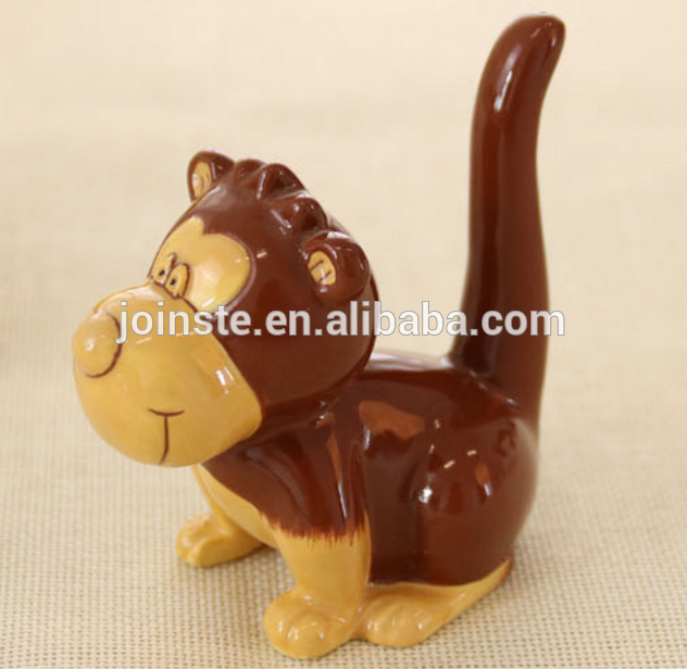 Custom ceramic brown monkey shape home decoration for kids office decoration