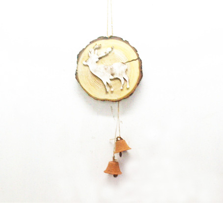 Natural hanging  wood  slices elk decorations