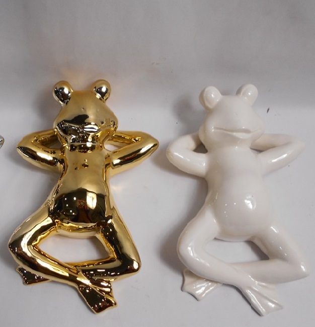 Custom sleeping ceramic frog home decoration pieces table decoration