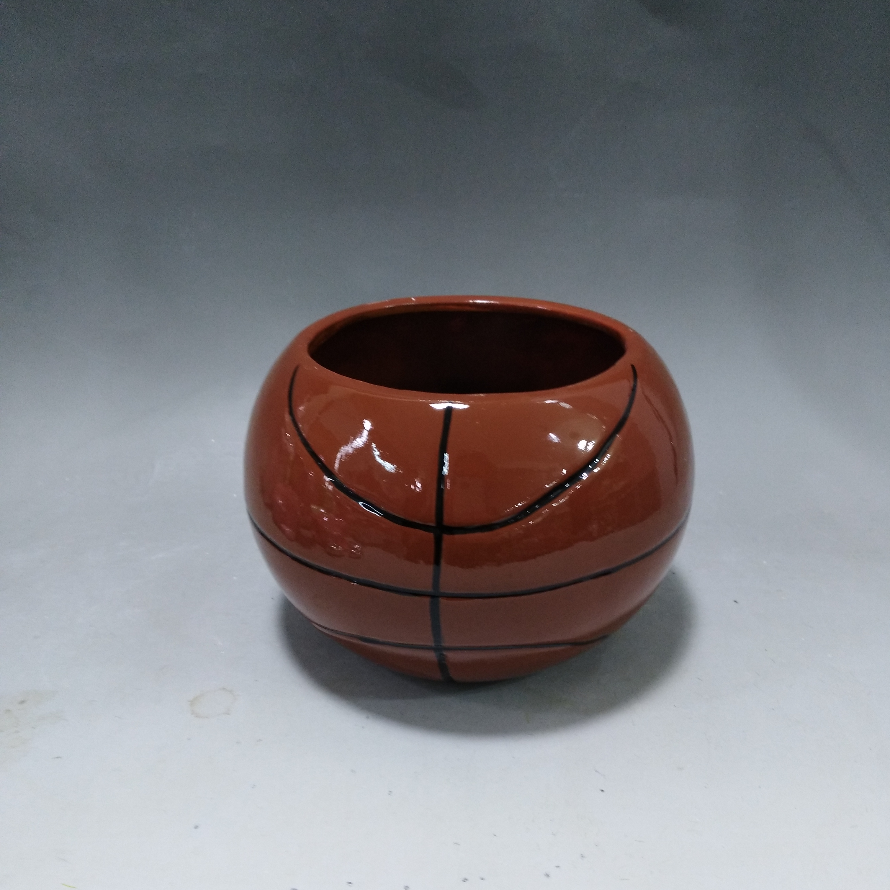 Customization basketball shaped  flower pot small ceramic round flower pot