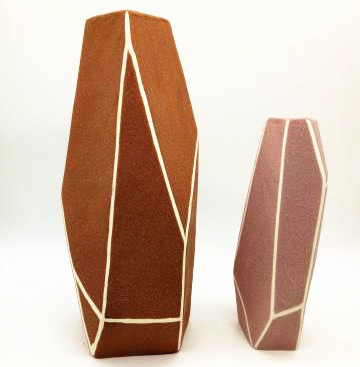 Ceramic geometric table centerpiece wood grain vase