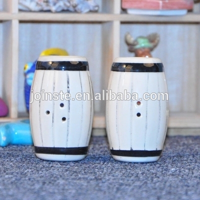 Customized white barrel mini disposable ceramic salt and pepper shaker set