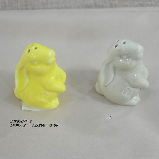 Bunny Rabbit Shape Ceramic Pepper & Salt shaker